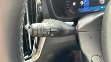 Volvo V60 2.0 B4P Ultra Dark 5dr Auto Petrol Estate